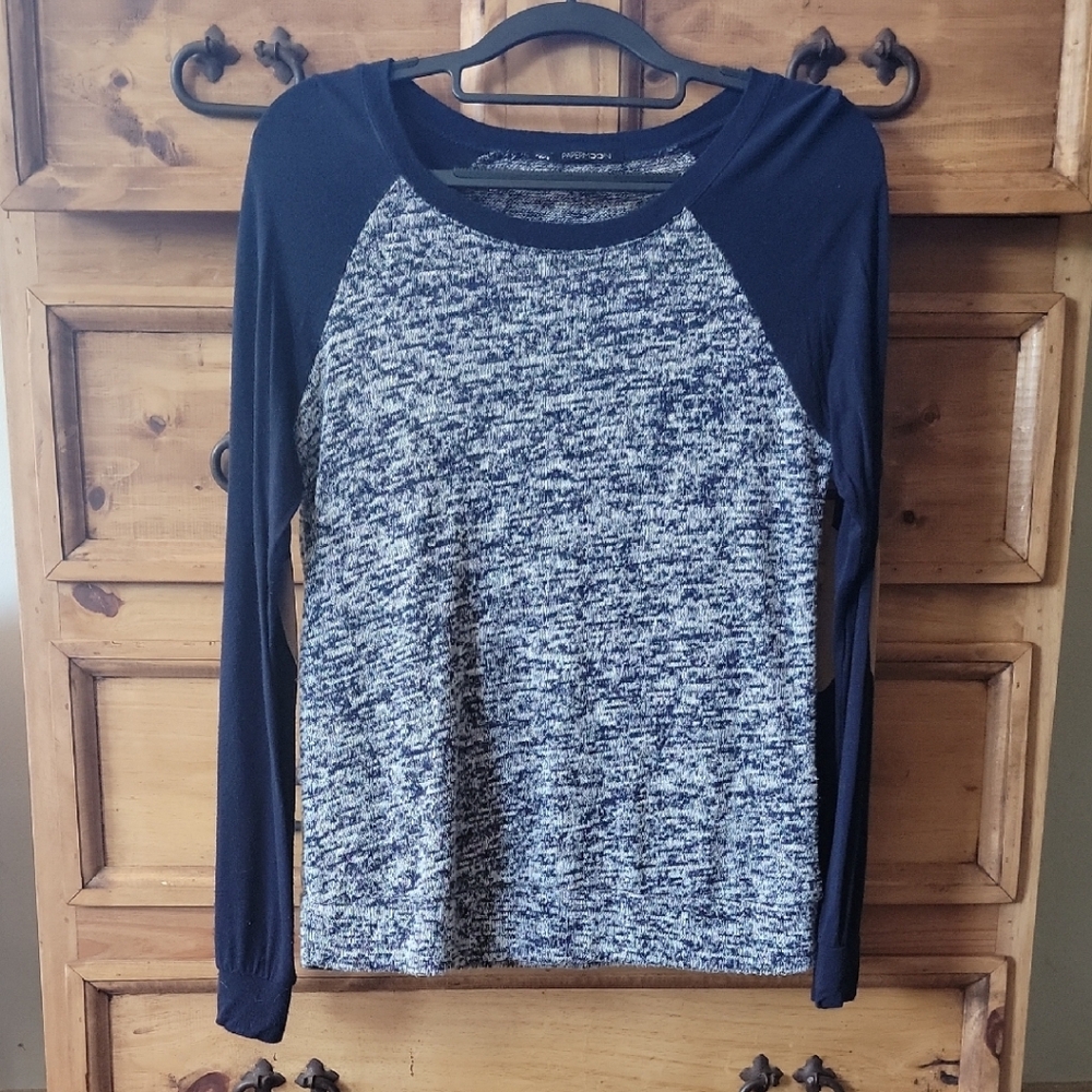 Papermoon Gray and Blue Raglan Long Sleeve Tee